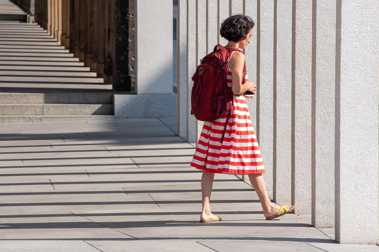 Which Summer Outfits for Curvy Women Are Trending Now