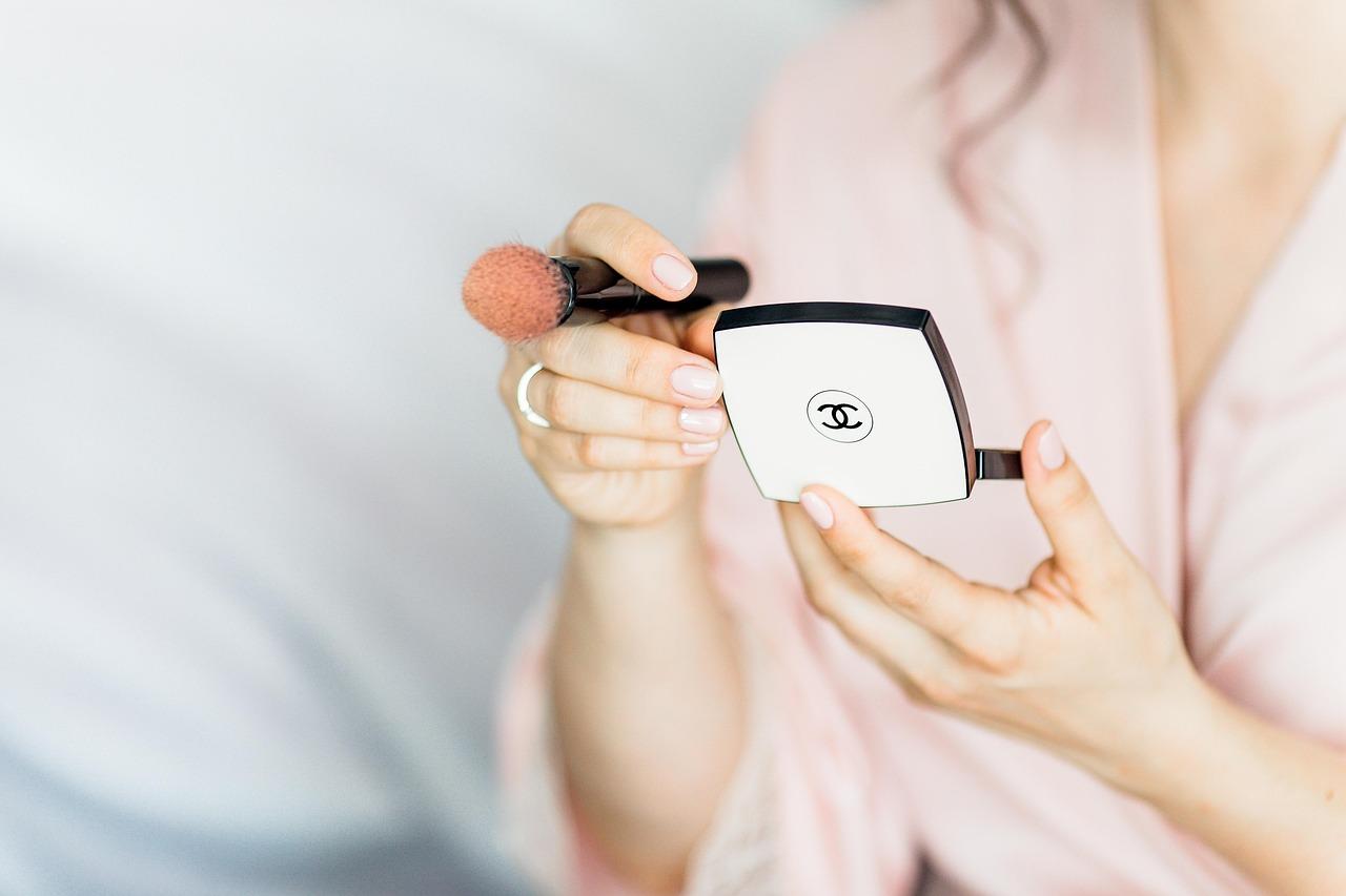 Nine Chic Reasons To Adore Chanel Handbags