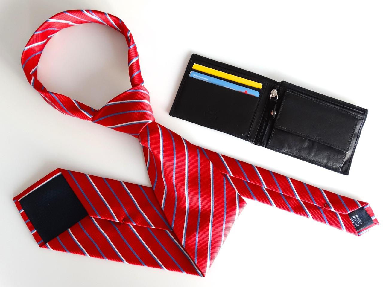 Fashionable workwear for women that blends style and productivity